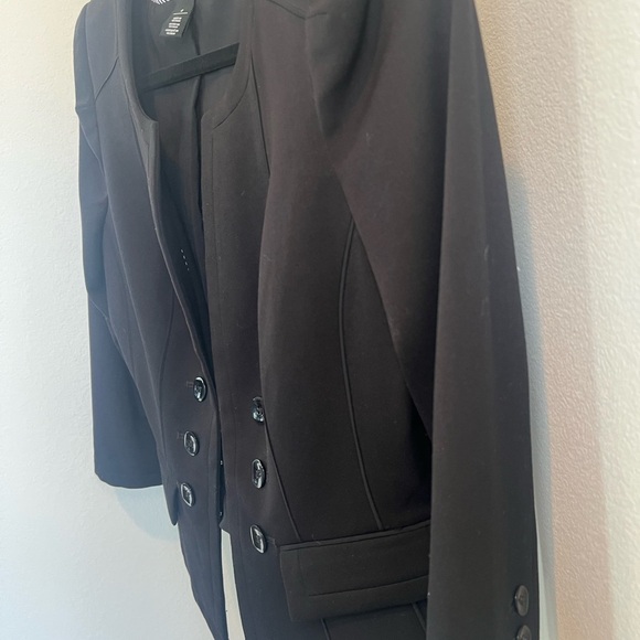 White House Black Market Black double breasted blazer 3/4 sleeves hook front SZ6 - Picture 3 of 5